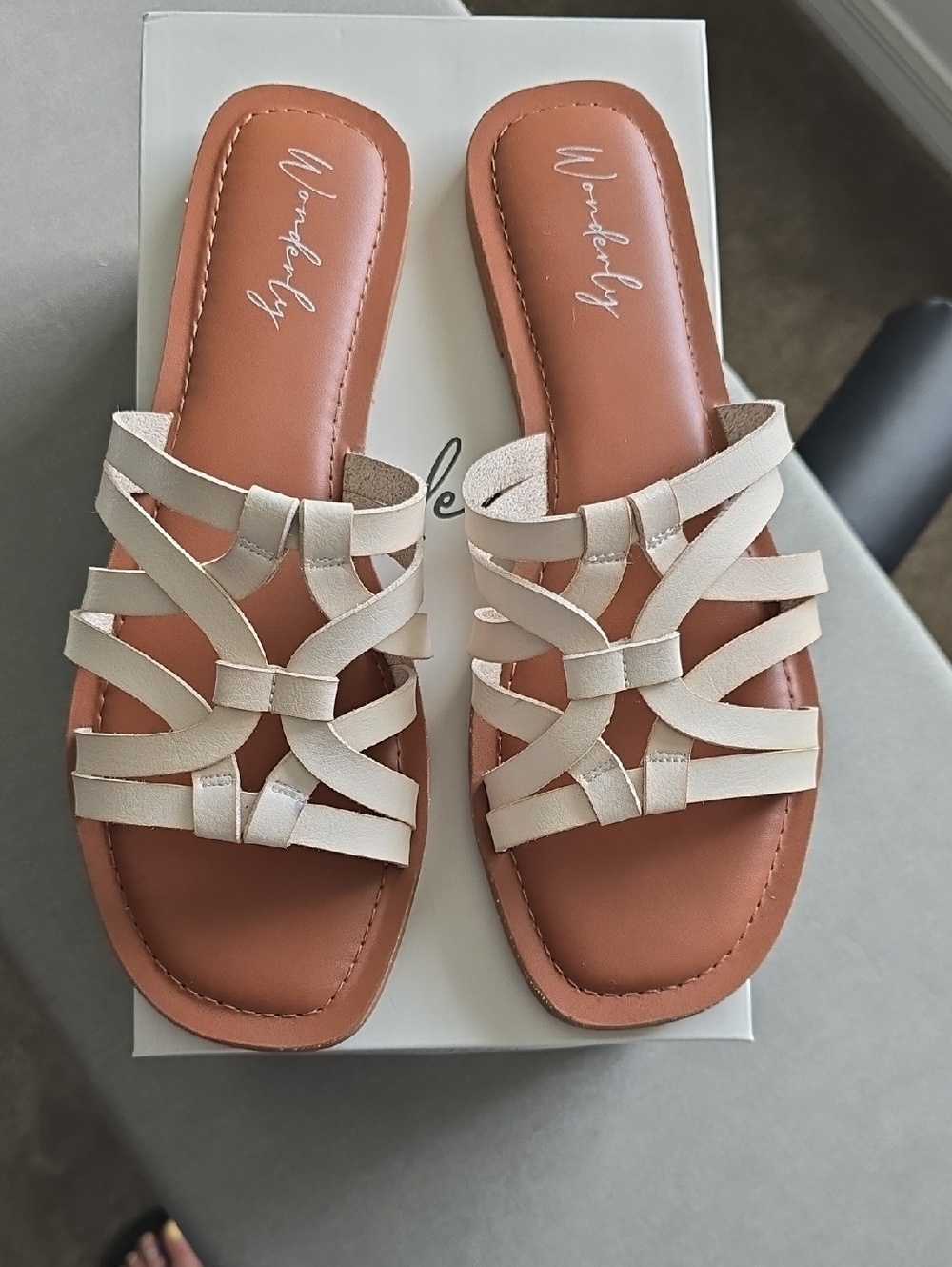 Wonderly Woven Slide Sandals in Cream and Tan